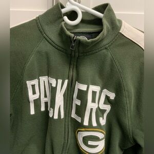 Green Bay Packer sweatshirt